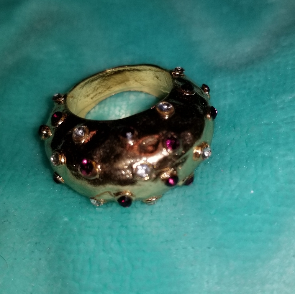 Sassy Jones ring